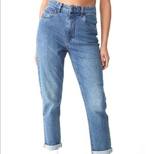 Cotton-On Stretch Mom Jean Light/Medium wash Womens 6